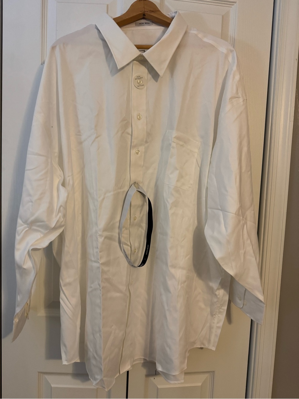 NEW Mens white long sleeve dress shirt by Joseph and Feiss. Size 22 36/37 Tall